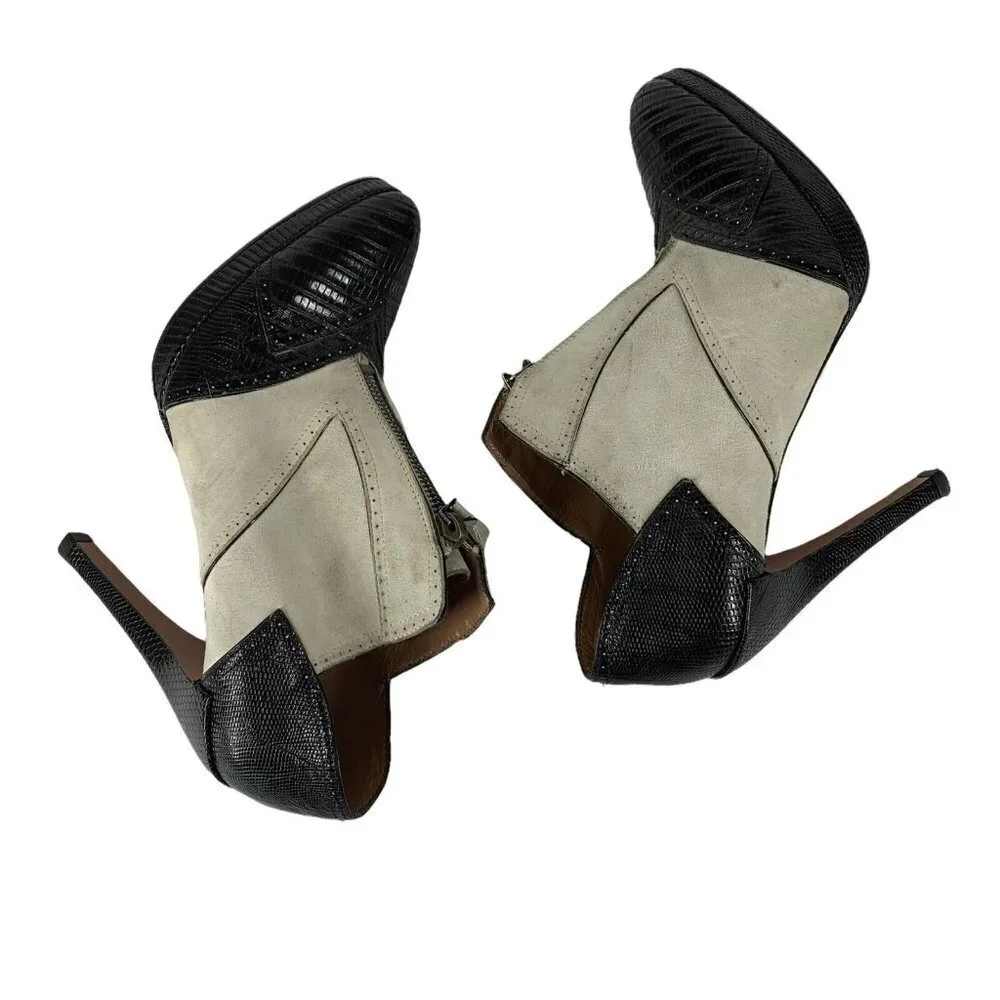 ALAIA Black and Gray Leather/Suede High Heel Spats Pumps AS IS Size 37 Booties